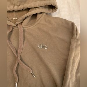 Medium Alo Accolade Hoodie